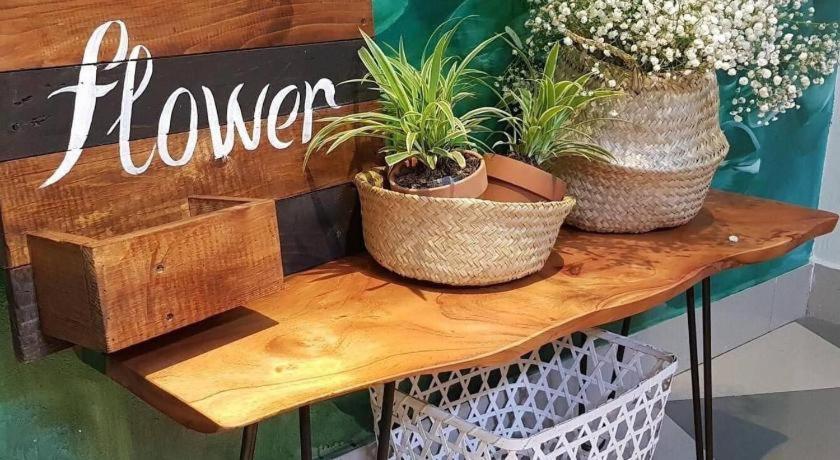 Flower Hostel Hanoi Esterno foto